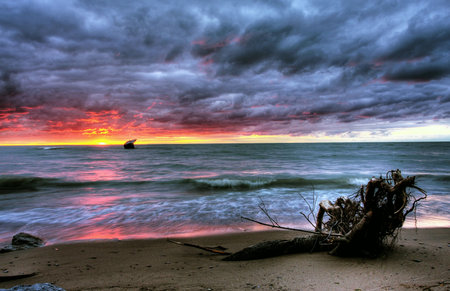 Lake Huron, bounded on the west by the U.S. state of Michigan, and on the east by the province of Ontario, Canadaの写真素材