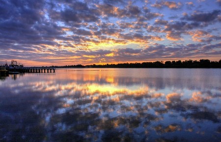 Dramatic Seaside Sky with Vibrant Colorsの写真素材