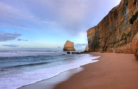 gibson steps and the twelve apostoles along great ocean roadの写真素材