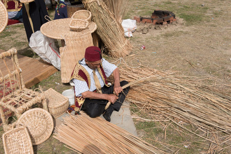 Unidentified man makes a traditional wicker basket. ISTANBUL, TURKEY,MAY 13,2017のeditorial素材