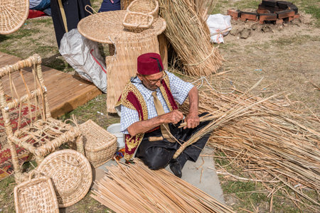 Unidentified man makes a traditional wicker basket. ISTANBUL, TURKEY,MAY 13,2017のeditorial素材