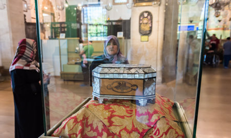 People watch The box where Beard of the Islamic prophet Mohammed is set at Mevlana museum Konya,Turkey.28 August 2017のeditorial素材