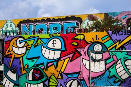 Miami, Florida - August 29, 2018 Wynwood Miami Art Area Street Graffiti Commercial Building Wall Covered in Graffiti Artのeditorial素材