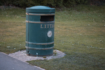 The litter bin .の写真素材