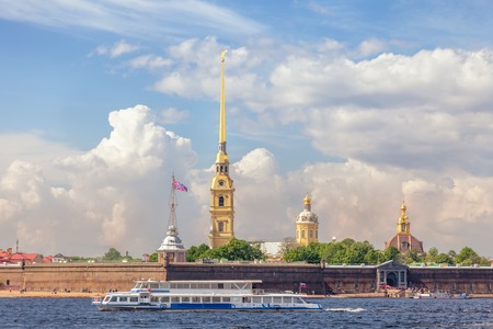 Peter and Paul Fortress, sightseeing boat on the Neva river in St. Petersburg, Russiaのeditorial素材
