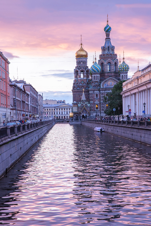 St. Petersburg, Russia â July 06, 2017: Church of the Saviour on Spilled Blood in the eveningのeditorial素材
