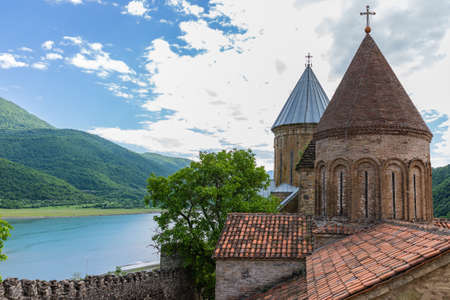 View on Ananuri fortress with Orthodox monastery in Georgia.のeditorial素材