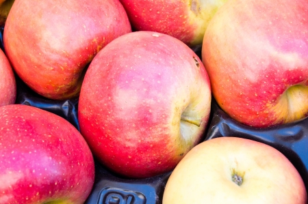 apples in a marketの写真素材