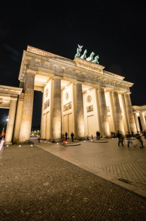 BERLIN, GERMANY - SEPTEMBER 16:  Brandenburg Gate and Pariser Platz on September 16, 2013 in Berlin, Germany. Called Brandenburger Tor, it's one of the few monuments that survived after Second World War.のeditorial素材