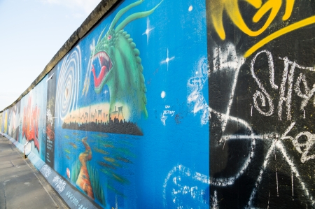 BERLIN, GERMANY - SEPTEMBER 17:  East Side Gallery Berlin graffiti on September 17, 2013 in Berlin, Germany. The largest outdoor art gallery in the world on a segment of the Berlin Wall. のeditorial素材