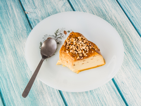 nougat creme caramel