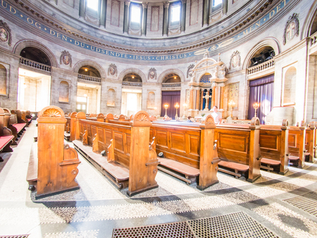COPENHAGEN, DENMARK - SEPTEMBER 04: The Marble Church (Marmorkirken) on September 04, 2015 in Copenhagen, Denmark. It is located just north of Amalienborg Palace.のeditorial素材