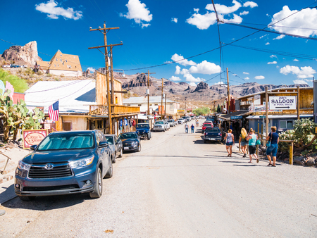 OATMAN, USA - SEPTEMBER 06: Oatman street on September 06, 2015 in Oatman, California, United States. Oatman is a former mining town in the Black Mountains of Mohave County.のeditorial素材