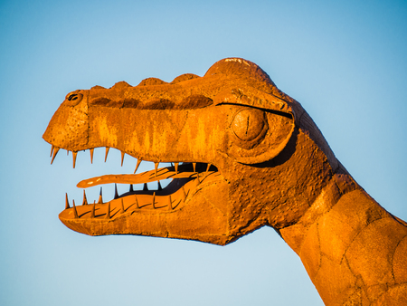 ARIZONA, USA - SEPTEMBER 06: dinosaur statue in historic Route 66 on September 06, 2015 in Arizona, United States. Route 66 was established on November 11, 1926のeditorial素材