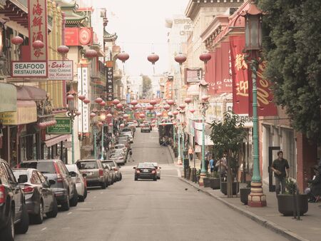 SAN FRANCISCO, USA - SEPTEMBER 15: Chinatown street on September 15, 2015 in San Francisco, California, United States. San Francisco was founded on June 29, 1776.のeditorial素材
