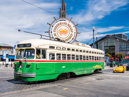 SAN FRANCISCO, USA - SEPTEMBER 15: Pier 39 on September 15, 2015 in San Francisco, California, United States. San Francisco was founded on June 29, 1776.のeditorial素材