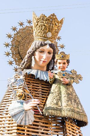 VALENCIA, SPAIN - MARCH 15: Virgin square with the Basilica of the Desamparados Virgin on March 15, 2017 in Valencia, Spain. It was built between 1652 and 1666.のeditorial素材
