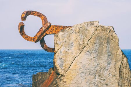 SAN SEBASTIAN, SPAIN - FEBRUARY 22, 2017: Detail of "Peine del Viento" set of sculptures of Eduardo Chillidaのeditorial素材