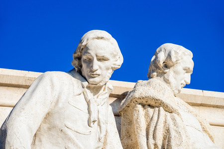 BUDAPEST, HUNGARY - DECEMBER 19, 2017: Monument dedicated to former Hungarian Prime Minister Lajos Kossuth on Lajos Kossuth Square. The sculptor: Janos Horvay.のeditorial素材