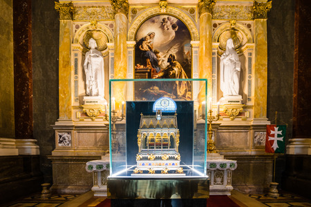 BUDAPEST, HUNGARY - DECEMBER 18, 2017: St. Stephen's Basilica / Szent Istvan Bazilika. It is named in honor of Stephen, the first King of Hungary (975â1038).のeditorial素材