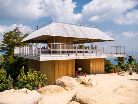 MIYAJIMA, JAPAN - MARCH 28: Mt Misen on March 28, 2015 in Miyajima, Japan. Miyajima is a shinto holy site and listed in the World heritage of UNESCO.のeditorial素材