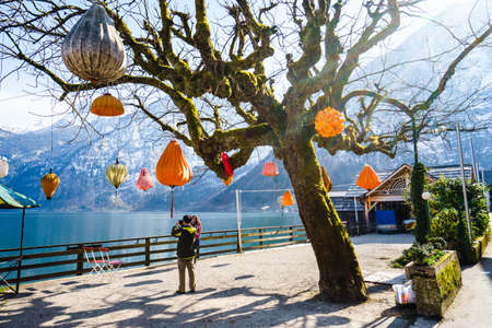 HALLSTATT, AUSTRIA - MARCH 10: Classic view of Hallstatt village in Alps on March 10, 2016 in Hallstatt, Austria. It is a village in the Salzkammergut, a region in Austria.のeditorial素材