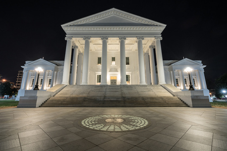 Virginia state capitol building in Richmond at nightの写真素材