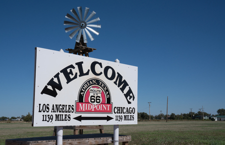 ADRIAN, TX - OCTOBER 12: Midpoint marker between Chicago and Los Angeles along Route 66 in Texas on October 12, 2017のeditorial素材