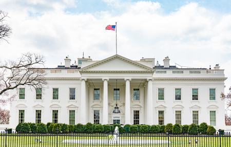 White House in Washinton, DC from the north lawnのeditorial素材