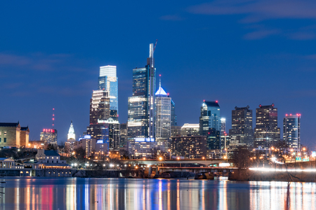 PHILADELPHIA, PA - MARCH 10, 2018: Philadelphia city skyline at night along the Schuylkill Riverのeditorial素材