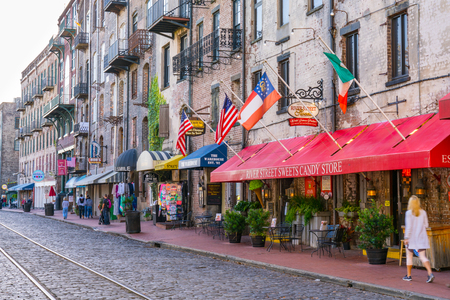 Savannah, GA - November 4, 2018:  Shops and restaurants along historic River St  in Savannah Georgiaのeditorial素材