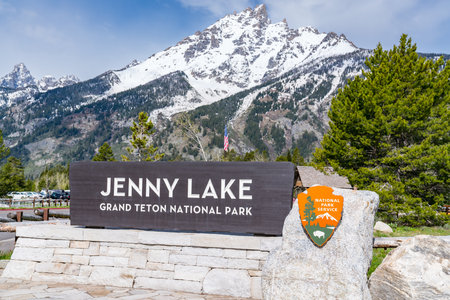 Jackson, WY - June 3, 2022: Welcome sign at Jenny Lake in Grand Teton National Park.  Jenny Lake is one of the most popular locations in the park.のeditorial素材