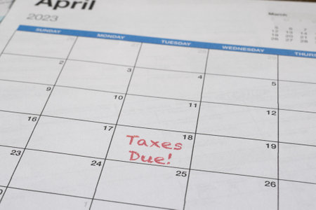 2022 Taxes Due marked in Calendarの写真素材