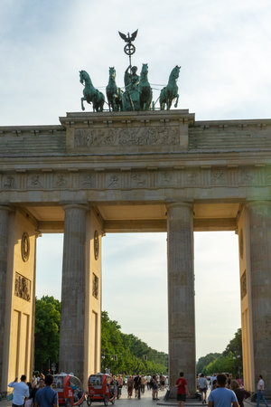 BERLIN, GERMANY - 08.07.2022: Brandenburg Gate in Berlin during daytime sunny timeのeditorial素材