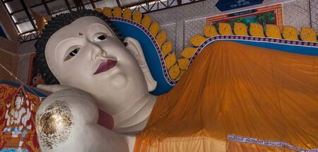 Reclining Buddhaの写真素材