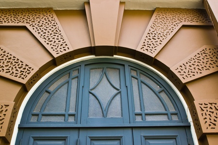 BANGKOK APRIL 20: Wood work window at Grand Palace (Wat Phra Keaw) on April 20, 2013 in Bangkok.のeditorial素材
