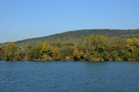etang du Gallardon in Verneuil sur Seineの写真素材