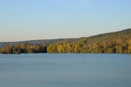 etang du Gallardon in Verneuil sur Seineの写真素材