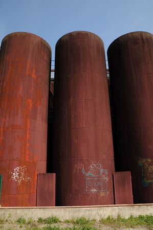 France, inoxidable metal wine tank in Provenceのeditorial素材
