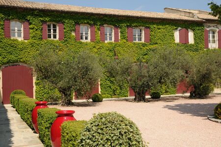 France, the historical Estoublon castle in Fontvieilleのeditorial素材