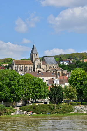 France, the picturesque village of Triel sur Seine の写真素材