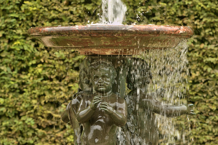 Ile de France, AllÃ©e des Marmousets or water avenue in Versailles Palace park の写真素材