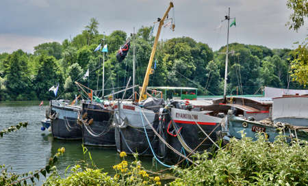 Ile de France, barge in the picturesque city of Conflans Sainte Honorine のeditorial素材
