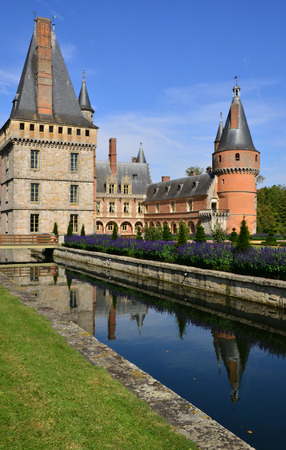 France, the picturesque castle of Maintenon in Eure et Loir;  のeditorial素材