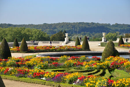 France, old car in the Versailles Palace park in Ile de Franceのeditorial素材