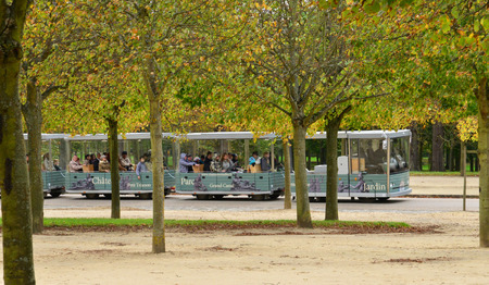 France, the touristy train in the parc of Versailles Palaceのeditorial素材
