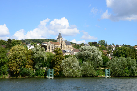 Ile de France, the picturesque city of  Triel sur Seineのeditorial素材