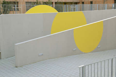 Ile de France, a new modern school