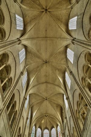 Ile de France, the picturesque collegiate church of Mantes la Jolieのeditorial素材