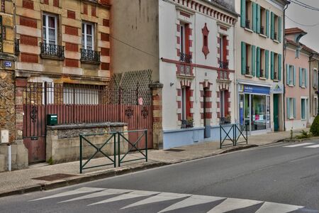 Ile de France, the picturesque village of Vaux sur Seineのeditorial素材